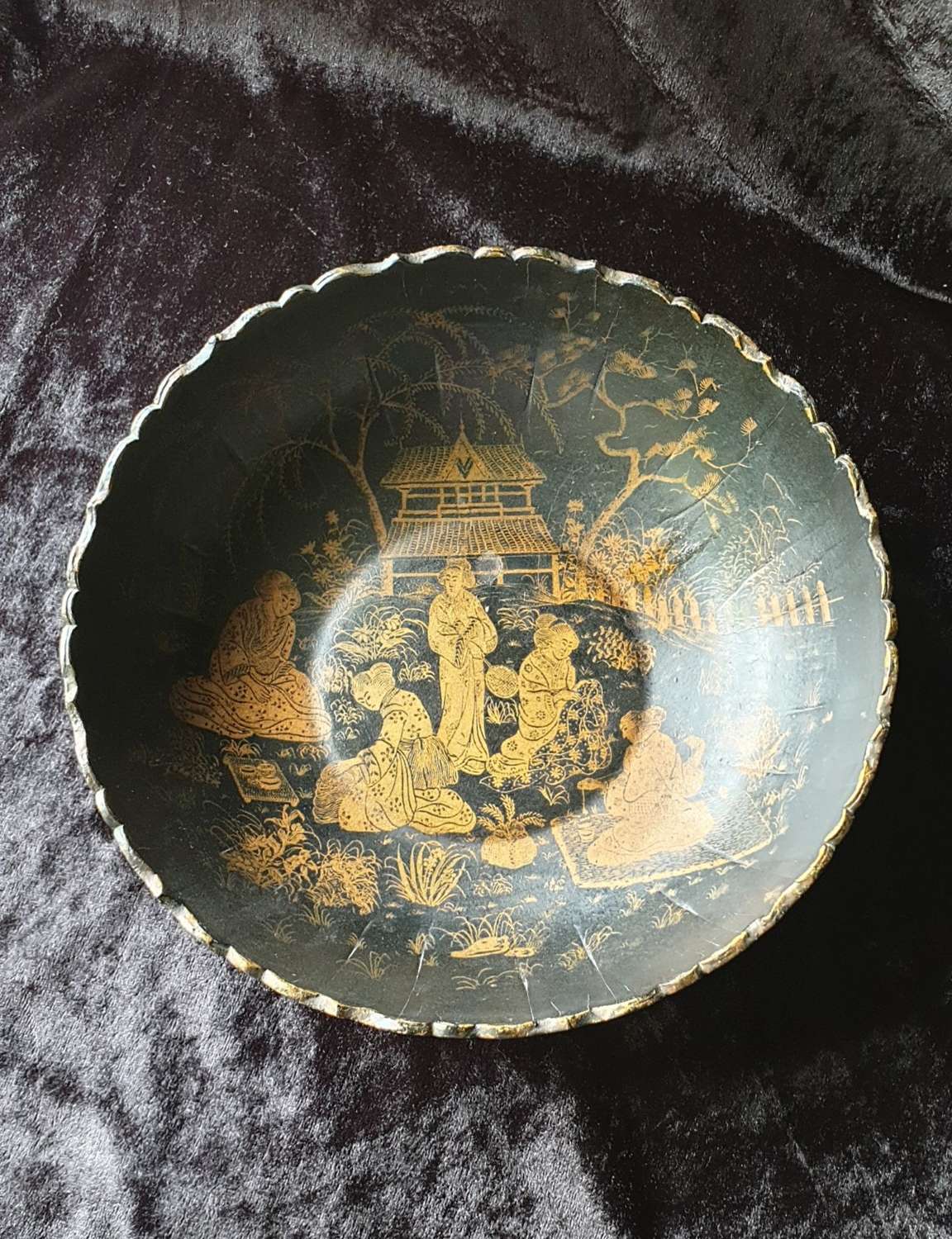 Victorian Papier Mache Shallow Dish with Chinoiserie Design
