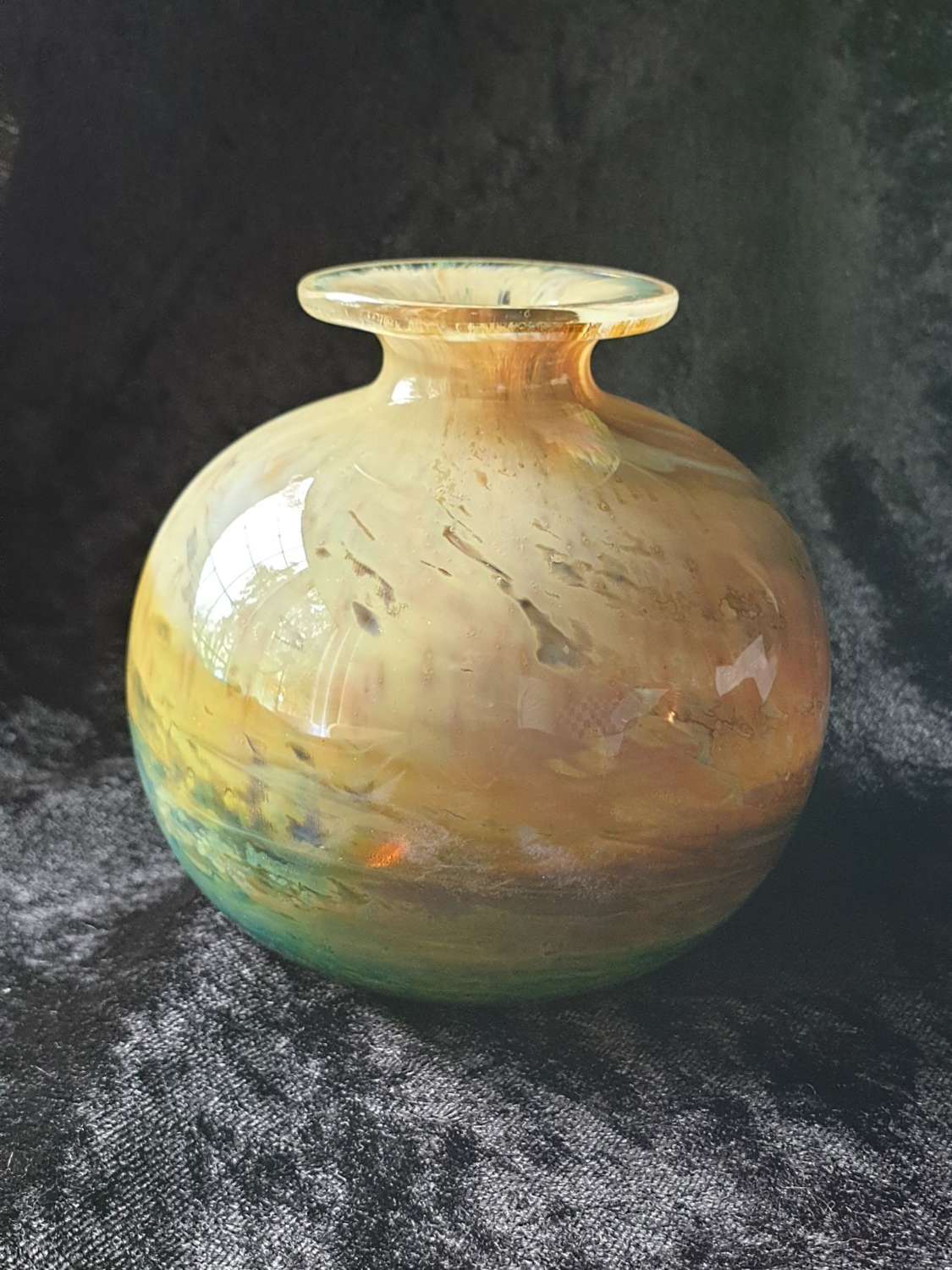 Beautiful Small ‘Aurene’ Isle of Wight Glass Globe Vase