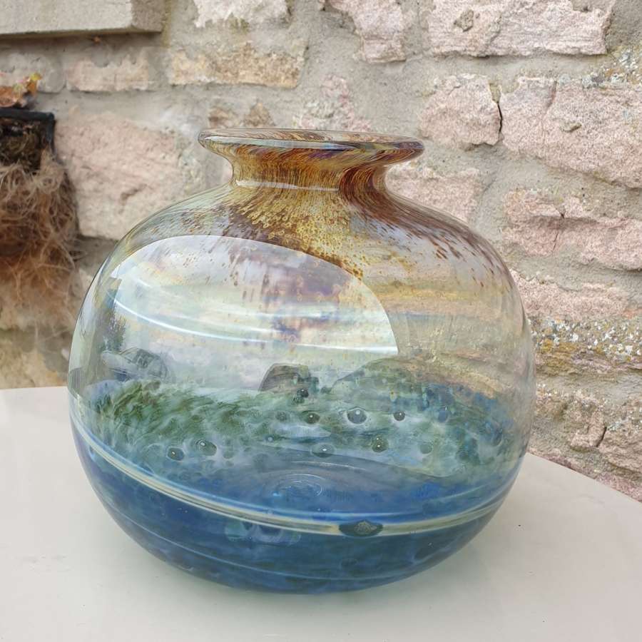 Large Isle of Wight Glass ‘Aurene’ Globe Vase