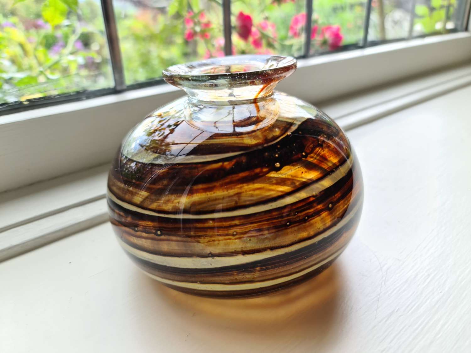 Isle of Wight Glass ‘Tortoiseshell’ Globe Vase c1973