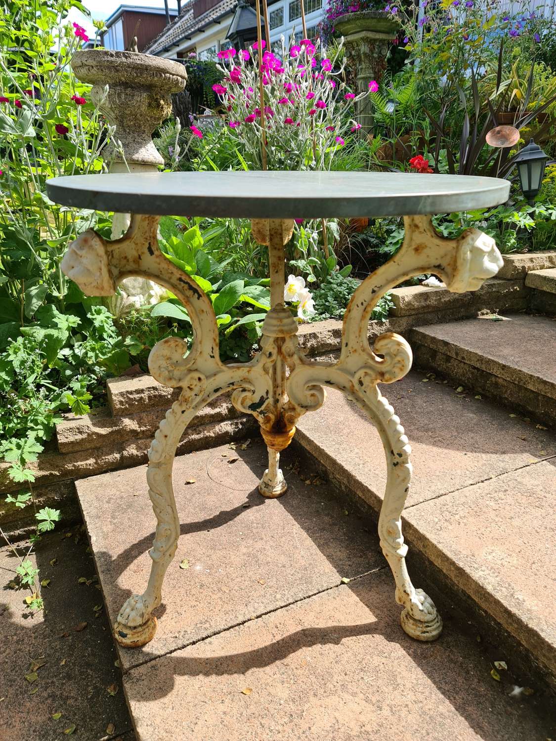 Wonderful Cast-iron Garden Table rare Design