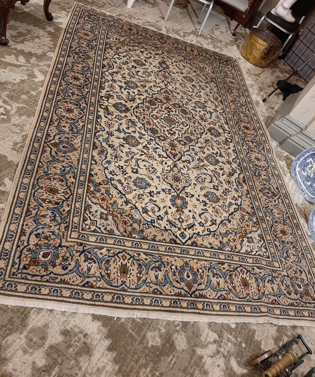 Fine Quality Persian Kashan Carpet