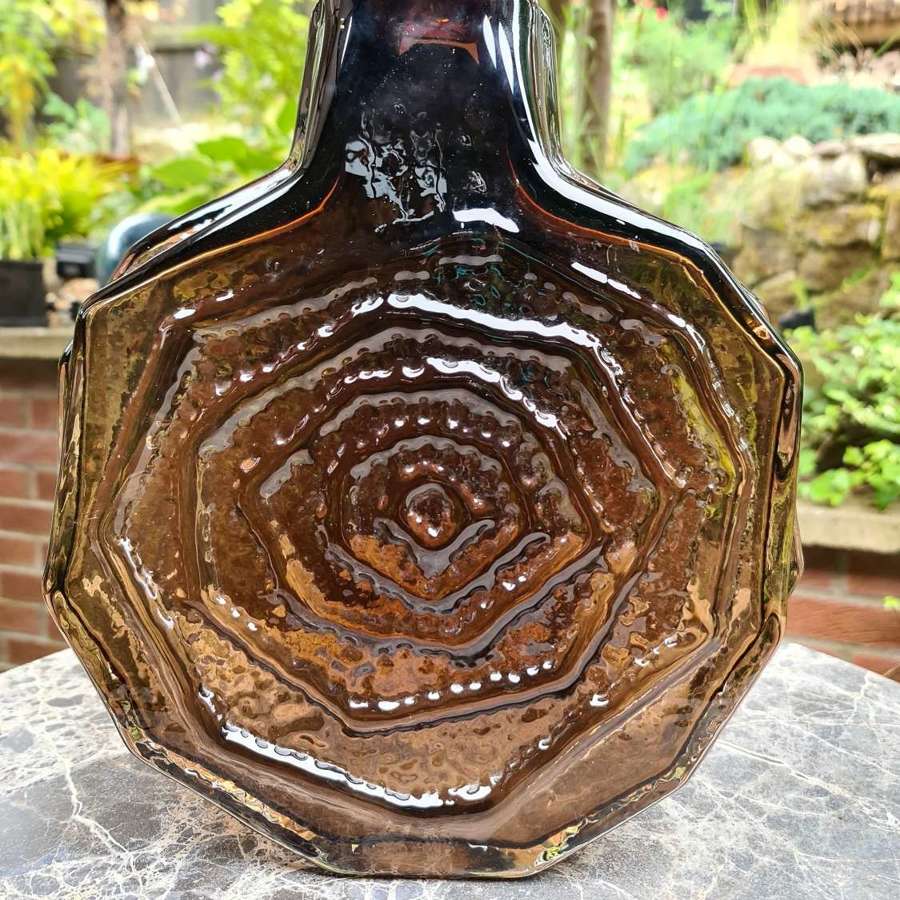 Rare Whitefriars Glass Cinnamon 'Banjo' Vase