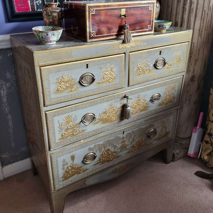 19th Century Painted Chinoiserie Chest in Gilt and Grey