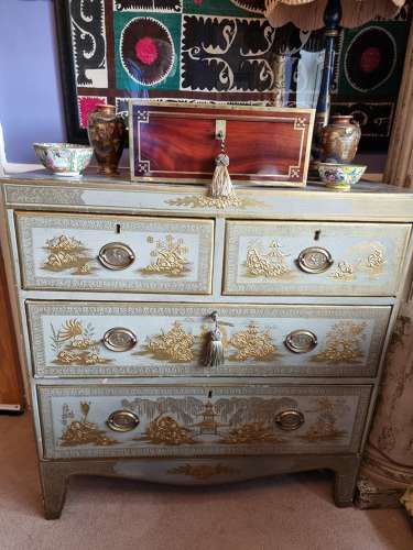 19th Century Painted Chinoiserie Chest in Gilt and Grey