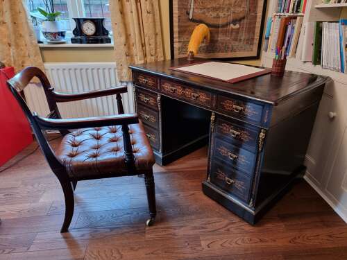 Top Quality Edwards & Roberts Victorian Desk