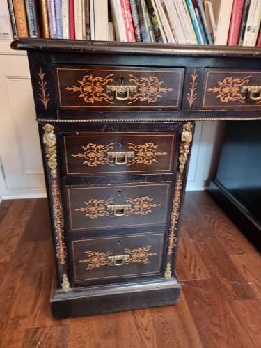 Top Quality Edwards & Roberts Victorian Desk