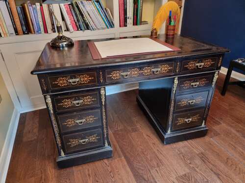 Top Quality Edwards & Roberts Victorian Desk