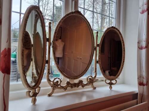 Stylish Triple Dressing Table Mirror c1930