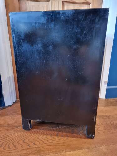 Early 20th Century Red Chinoiserie Cupboard