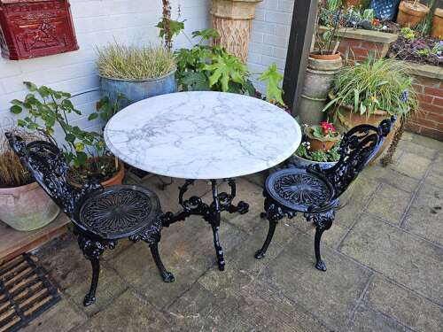 Cast-iron Bistro Table, beautiful large Marble Top, 2 Heavy Cast-iron Chairs