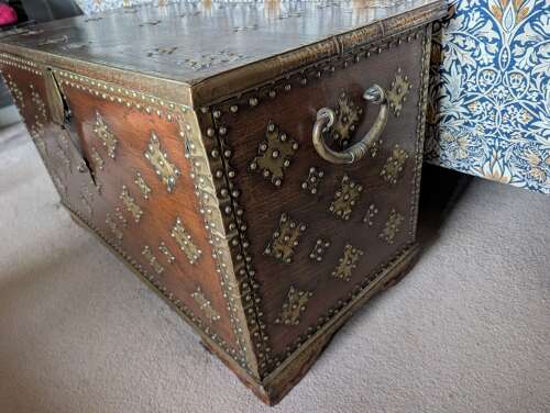 Padouk Zanzibar Blanket or Storage Box