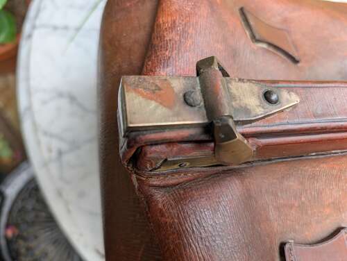 Large Quality Gladstone Bag or Wellington Bag in Leather